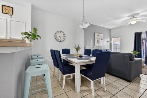 Touwnhouse à vendre à Kissimmee, Floride: 3 chambres, 119.94 m2 № 2109383 - photo 11