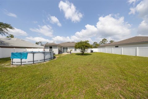 House in Palm Coast, Florida 4 bedrooms, 135.92 sq.m. № 2237907 - photo 19