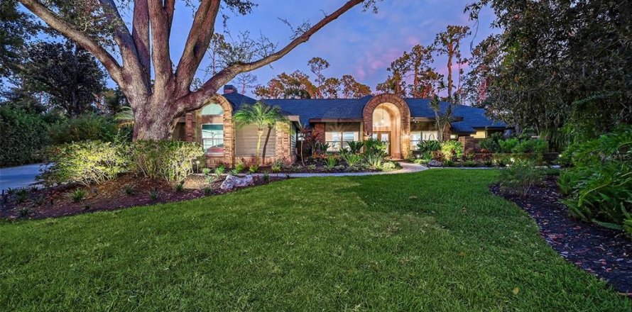 Casa en Sarasota, Florida 6 dormitorios, 467.02 m2 № 1846774