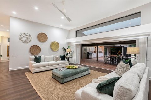 Casa en venta en Sarasota, Florida, 6 dormitorios, 467.02 m2 № 1846774 - foto 11