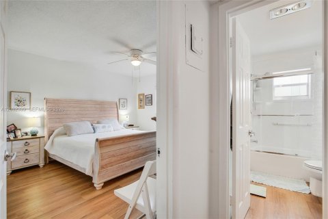 Купить кондоминиум в Холливуд, Флорида 1 спальня, 66.89м2, № 2146083 - фото 14