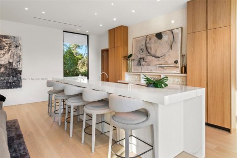 Villa ou maison à vendre à Miami Beach, Floride: 7 chambres, 611.39 m2 № 1737791 - photo 20