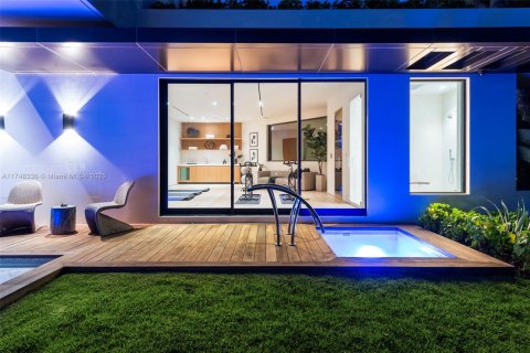 Villa ou maison à vendre à Miami Beach, Floride: 7 chambres, 611.39 m2 № 1737791 - photo 10