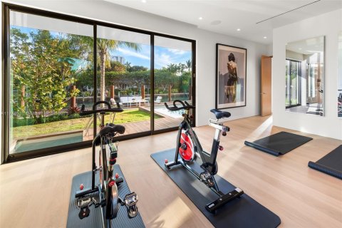 Villa ou maison à vendre à Miami Beach, Floride: 7 chambres, 611.39 m2 № 1737791 - photo 30