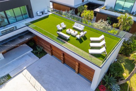 Villa ou maison à vendre à Miami Beach, Floride: 7 chambres, 611.39 m2 № 1737791 - photo 4