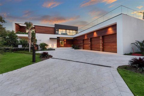 Villa ou maison à vendre à Miami Beach, Floride: 7 chambres, 611.39 m2 № 1737791 - photo 3