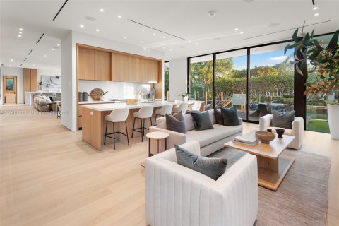 Villa ou maison à vendre à Miami Beach, Floride: 7 chambres, 611.39 m2 № 1737791 - photo 22