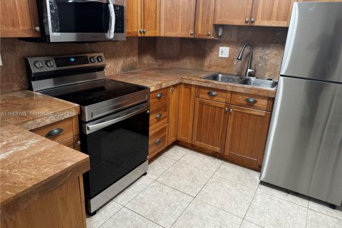 Condominio en alquiler en Hallandale Beach, Florida, 1 dormitorio, 65.03 m2 № 2030414 - foto 5