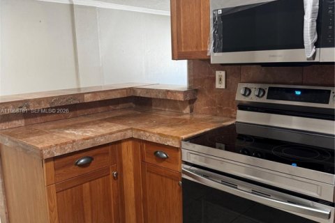 Condominio en alquiler en Hallandale Beach, Florida, 1 dormitorio, 65.03 m2 № 2030414 - foto 6