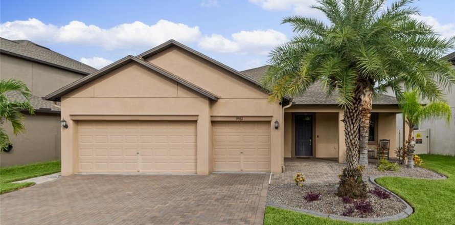 Villa ou maison à Ruskin, Floride 4 chambres, 224.92 m2 № 2394192