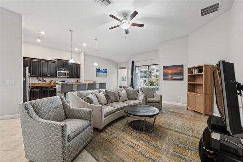Villa ou maison à vendre à Ruskin, Floride: 4 chambres, 224.92 m2 № 2394192 - photo 10