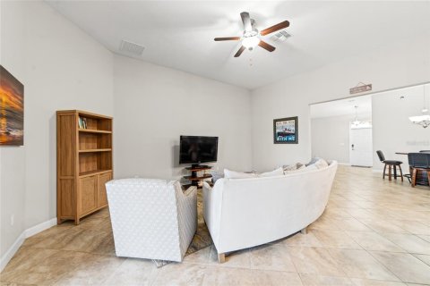 Villa ou maison à vendre à Ruskin, Floride: 4 chambres, 224.92 m2 № 2394192 - photo 11