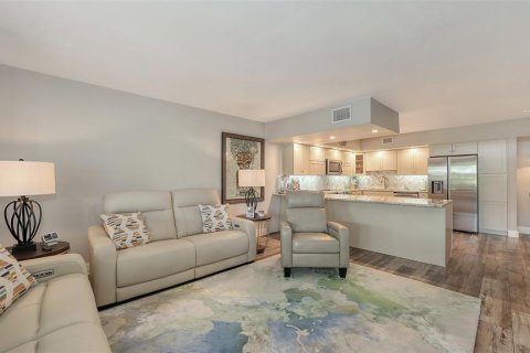 Condominio en alquiler en Sarasota, Florida, 2 dormitorios, 144.65 m2 № 1898534 - foto 7