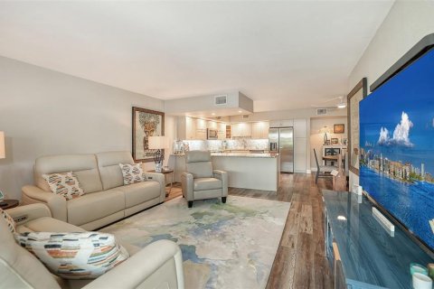 Condominio en alquiler en Sarasota, Florida, 2 dormitorios, 144.65 m2 № 1898534 - foto 8