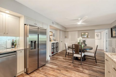 Condominio en alquiler en Sarasota, Florida, 2 dormitorios, 144.65 m2 № 1898534 - foto 21