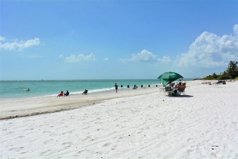 Condominio en alquiler en Sarasota, Florida, 2 dormitorios, 144.65 m2 № 1898534 - foto 13