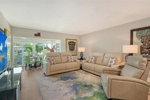 Condominio en alquiler en Sarasota, Florida, 2 dormitorios, 144.65 m2 № 1898534 - foto 14