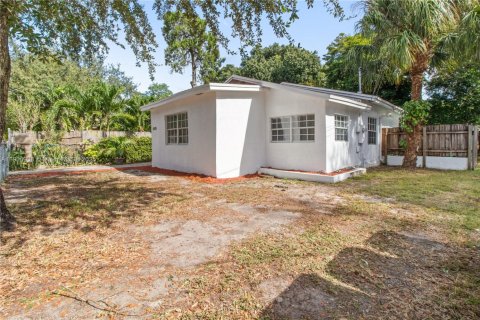 Купить виллу или дом в Майами, Флорида 3 спальни, 112.04м2, № 1969755 - фото 22