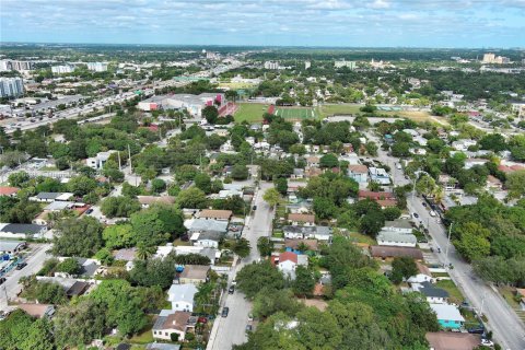 Купить виллу или дом в Майами, Флорида 3 спальни, 112.04м2, № 1969755 - фото 27