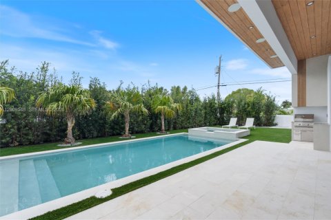 Villa ou maison à vendre à Wilton Manors, Floride: 4 chambres, 278.71 m2 № 2074827 - photo 8