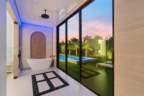 Villa ou maison à vendre à Wilton Manors, Floride: 4 chambres, 278.71 m2 № 2074827 - photo 22