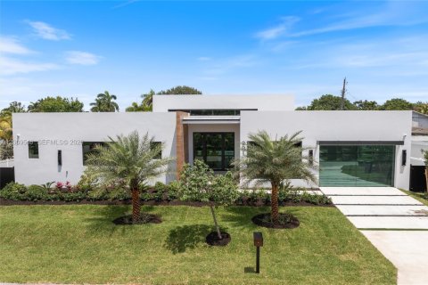 Villa ou maison à vendre à Wilton Manors, Floride: 4 chambres, 278.71 m2 № 2074827 - photo 5