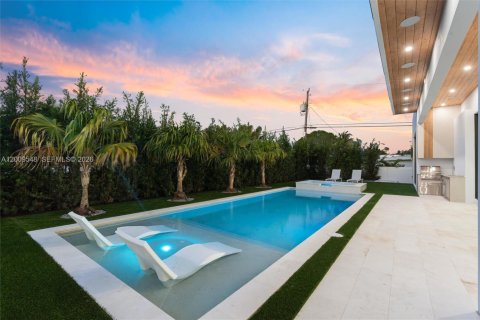 Villa ou maison à vendre à Wilton Manors, Floride: 4 chambres, 278.71 m2 № 2074827 - photo 27