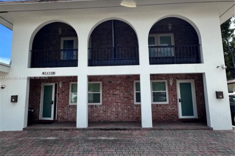 Купить коммерческую недвижимость в Дания-Бич, Флорида 315.59м2, № 1929900 - фото 4