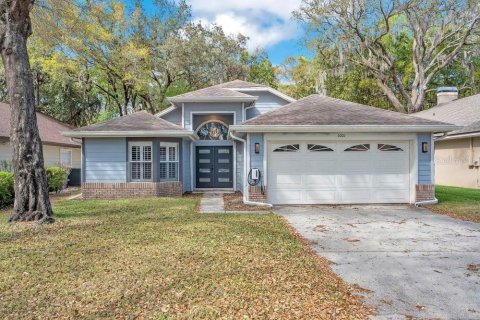House in Apopka, Florida 3 bedrooms, 134.52 sq.m. № 2225960
