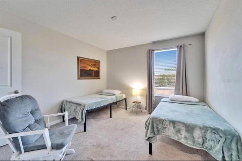 House in Wimauma, Florida 5 bedrooms, 224.36 sq.m. № 1744631 - photo 23