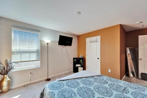 House in Wimauma, Florida 5 bedrooms, 224.36 sq.m. № 1744631 - photo 20