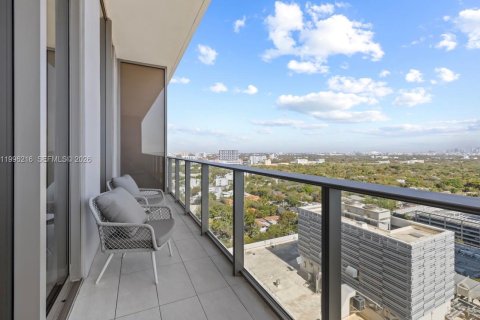 Купить кондоминиум в Майами, Флорида 2 спальни, 89.56м2, № 2059449 - фото 2