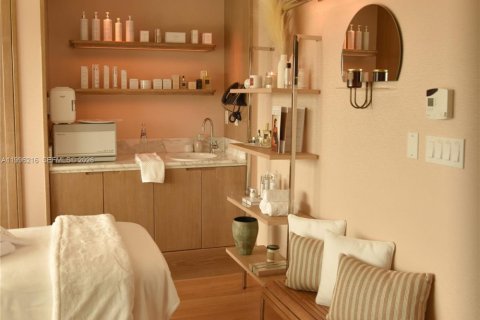 Купить кондоминиум в Майами, Флорида 2 спальни, 89.56м2, № 2059449 - фото 15