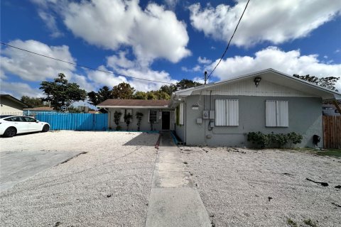 Hotel en venta en Miami, Florida № 1845663 - foto 15