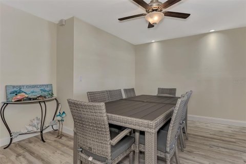 Villa ou maison à vendre à Port Charlotte, Floride: 2 chambres, 116.59 m2 № 1529099 - photo 10