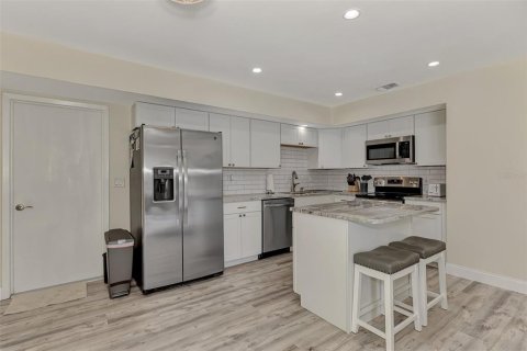 Villa ou maison à vendre à Port Charlotte, Floride: 2 chambres, 116.59 m2 № 1529099 - photo 20