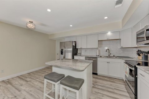 Villa ou maison à vendre à Port Charlotte, Floride: 2 chambres, 116.59 m2 № 1529099 - photo 22