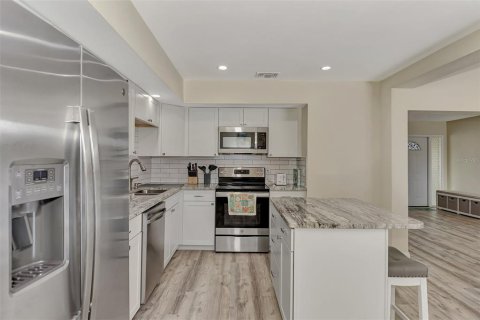 Villa ou maison à vendre à Port Charlotte, Floride: 2 chambres, 116.59 m2 № 1529099 - photo 23
