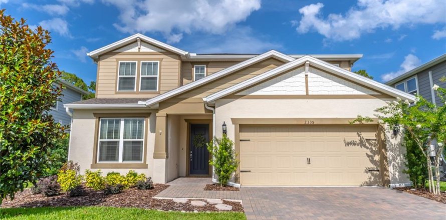 House in Oviedo, Florida 5 bedrooms, 310.76 sq.m. № 1804717
