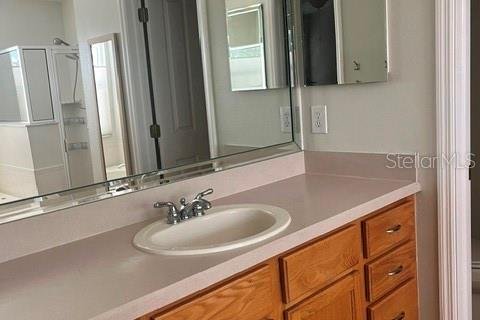 House in Land O' Lakes, Florida 3 bedrooms, 181.72 sq.m. № 2148881 - photo 15