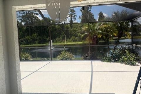 House in Land O' Lakes, Florida 3 bedrooms, 181.72 sq.m. № 2148881 - photo 4