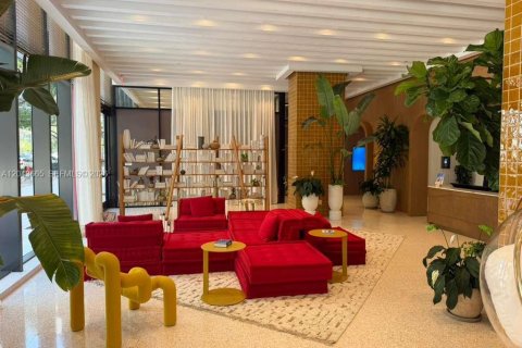 Condominio en Miami, Florida, 1 dormitorio  № 2241251