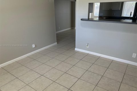 Casa en venta en Palm Beach Gardens, Florida, 3 dormitorios, 128.3 m2 № 1790284 - foto 5