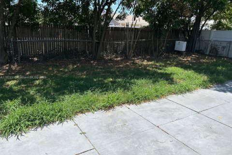 Casa en venta en Palm Beach Gardens, Florida, 3 dormitorios, 128.3 m2 № 1790284 - foto 19