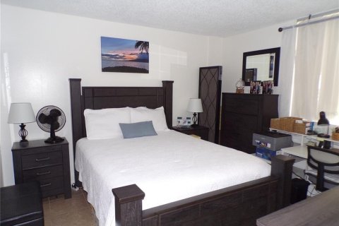 Copropriété à louer à Port Charlotte, Floride: 2 chambres, 72.74 m2 № 2416368 - photo 9
