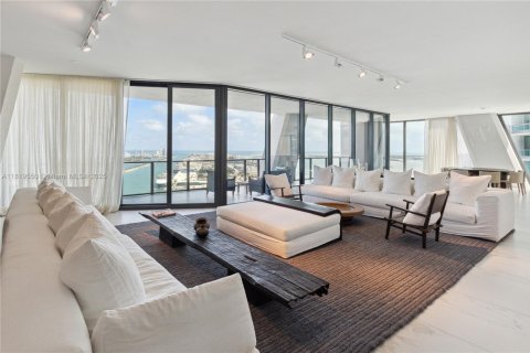 Copropriété à vendre à Miami, Floride: 4 chambres, 427.35 m2 № 1977193 - photo 4