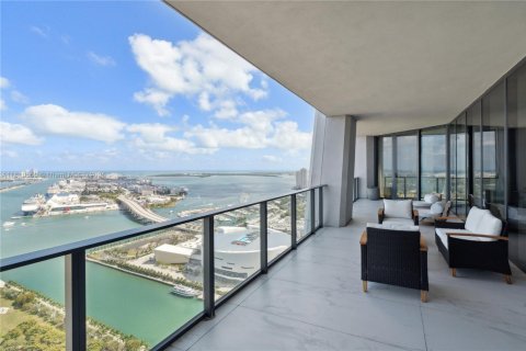 Copropriété à vendre à Miami, Floride: 4 chambres, 427.35 m2 № 1977193 - photo 19