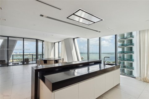 Copropriété à vendre à Miami, Floride: 4 chambres, 427.35 m2 № 1977193 - photo 21