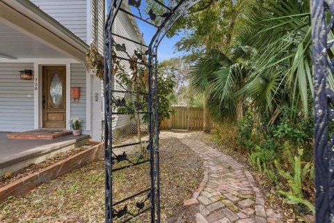 Casa en venta en Ocala, Florida, 5 dormitorios, 297.1 m2 № 2156456 - foto 9