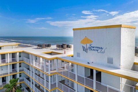 Condo in New Smyrna Beach, Florida, 1 bedroom  № 2352388
